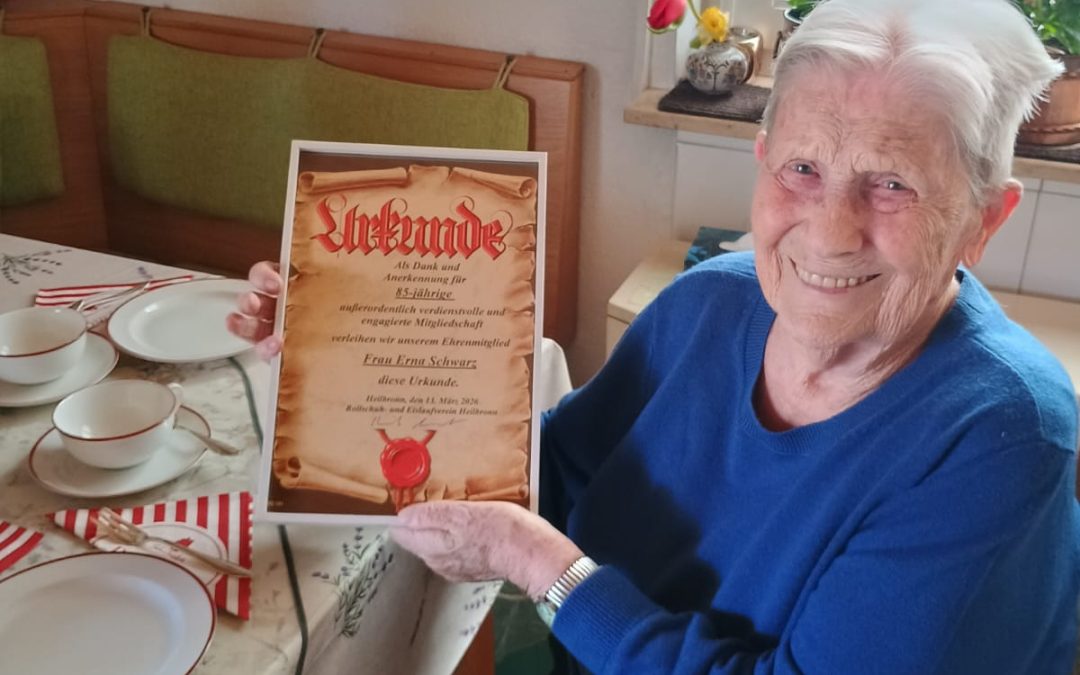 Erna Schwarz 85 Jahre REV-Mitglied